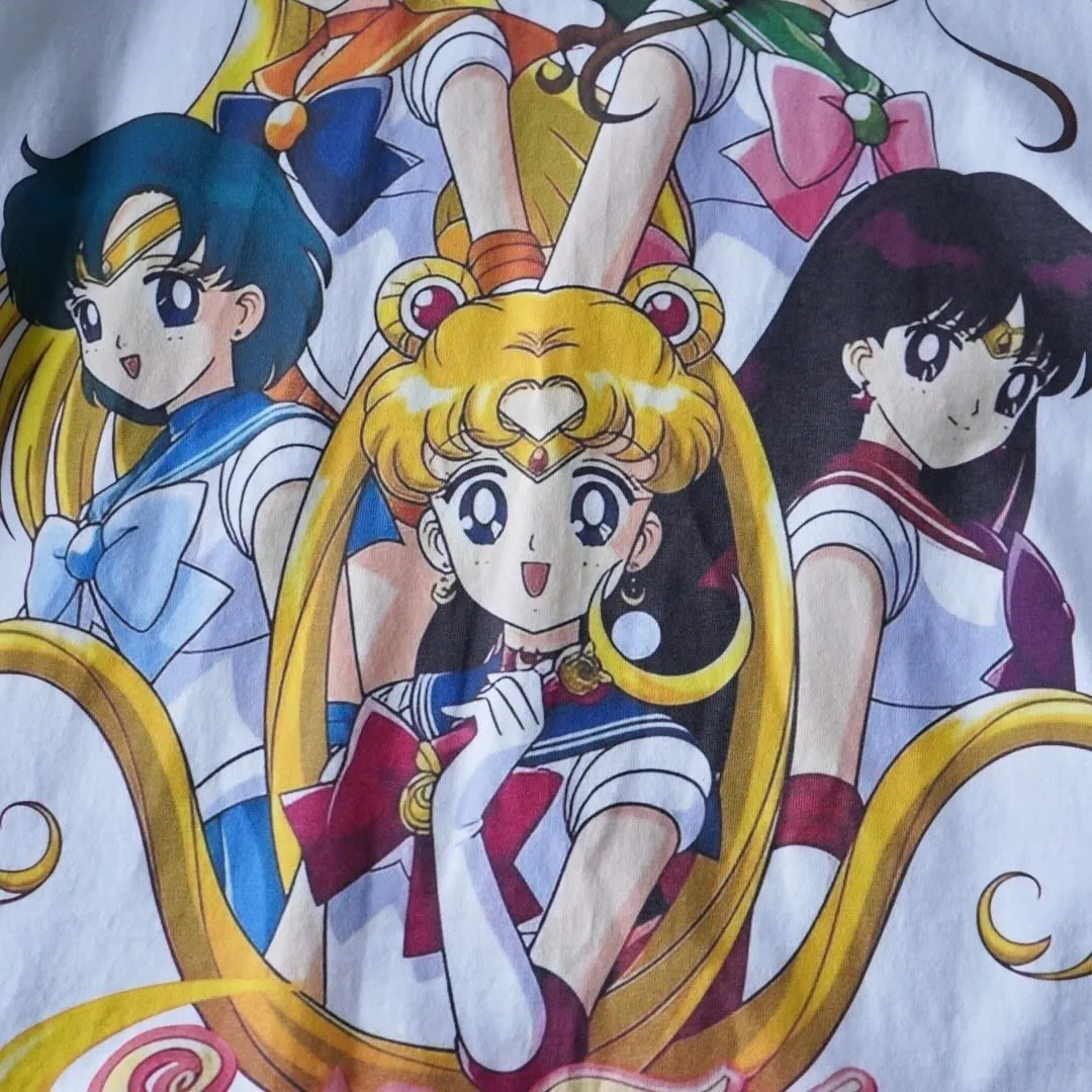 【“OTAKU” Tee アンダー¥9,800- オンライン...