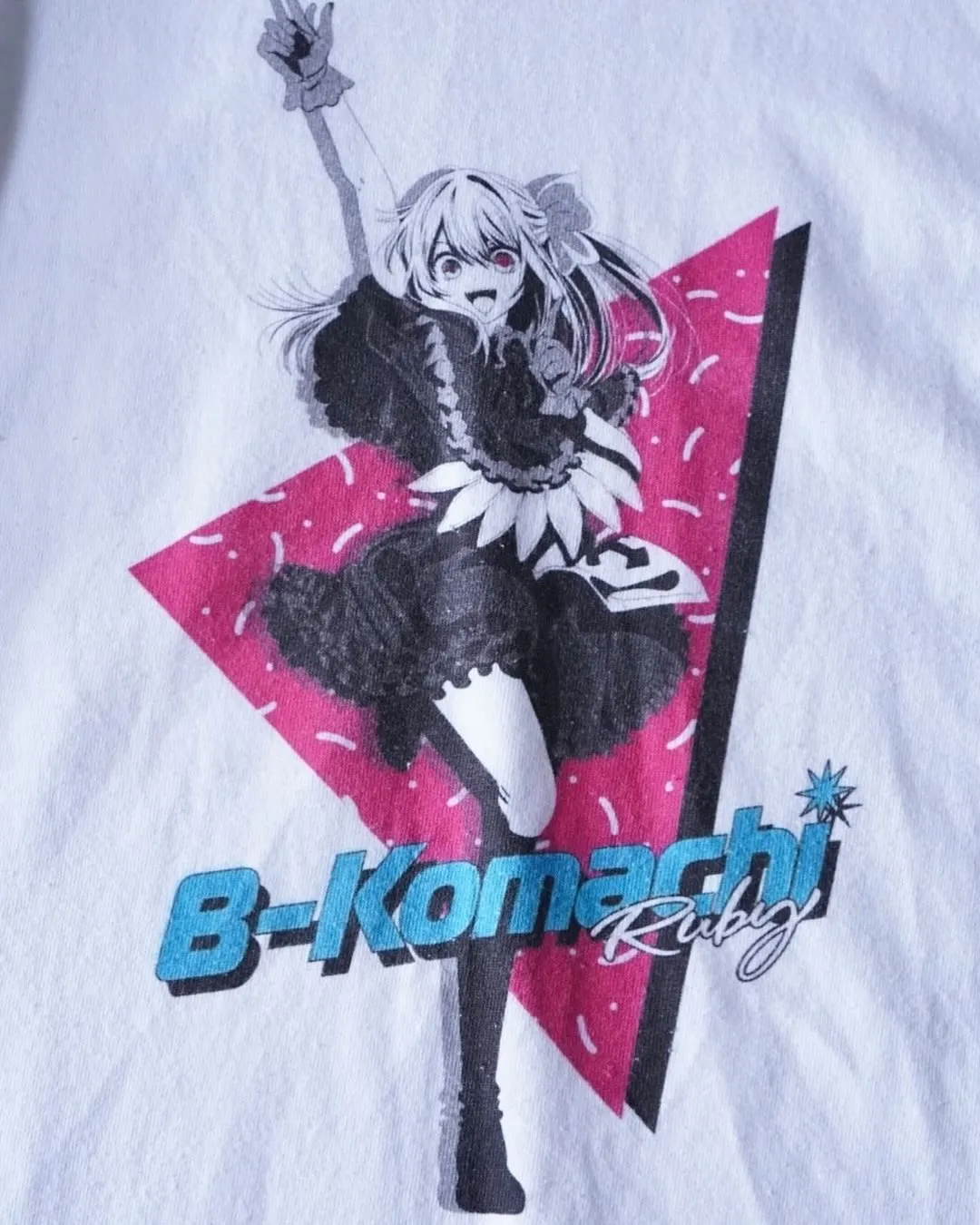 【“OTAKU” Teeオンライン入荷 - 勝ち目のない敵と...