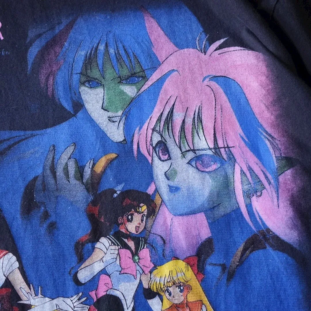 【“OTAKU” Teeオンライン入荷 - 勝ち目のない敵と...