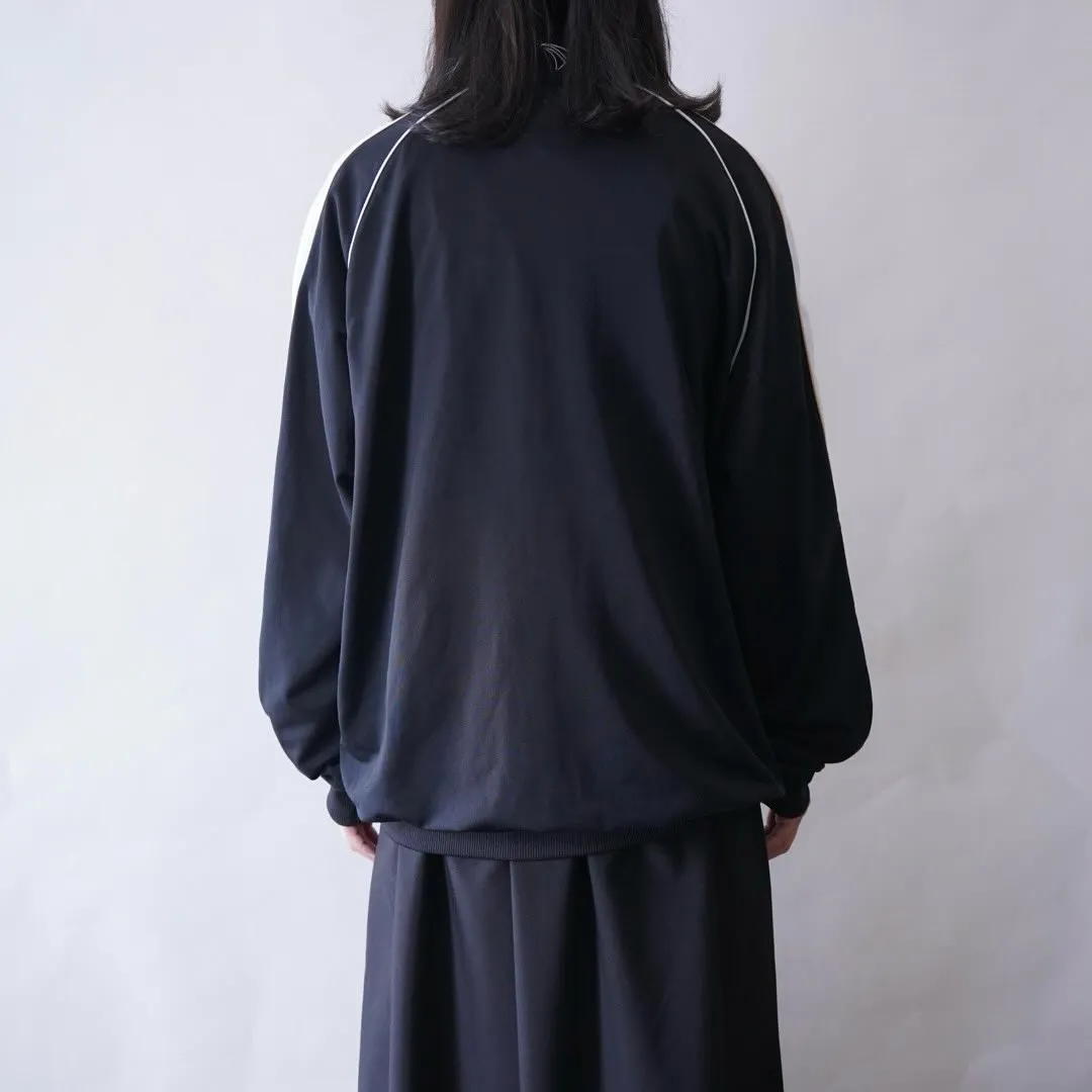 【オンライントラックジャケット大量入荷祭】