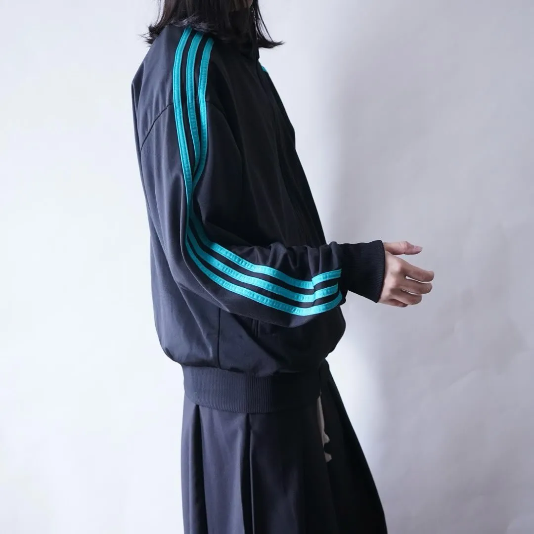 【オンライントラックジャケット大量入荷祭】